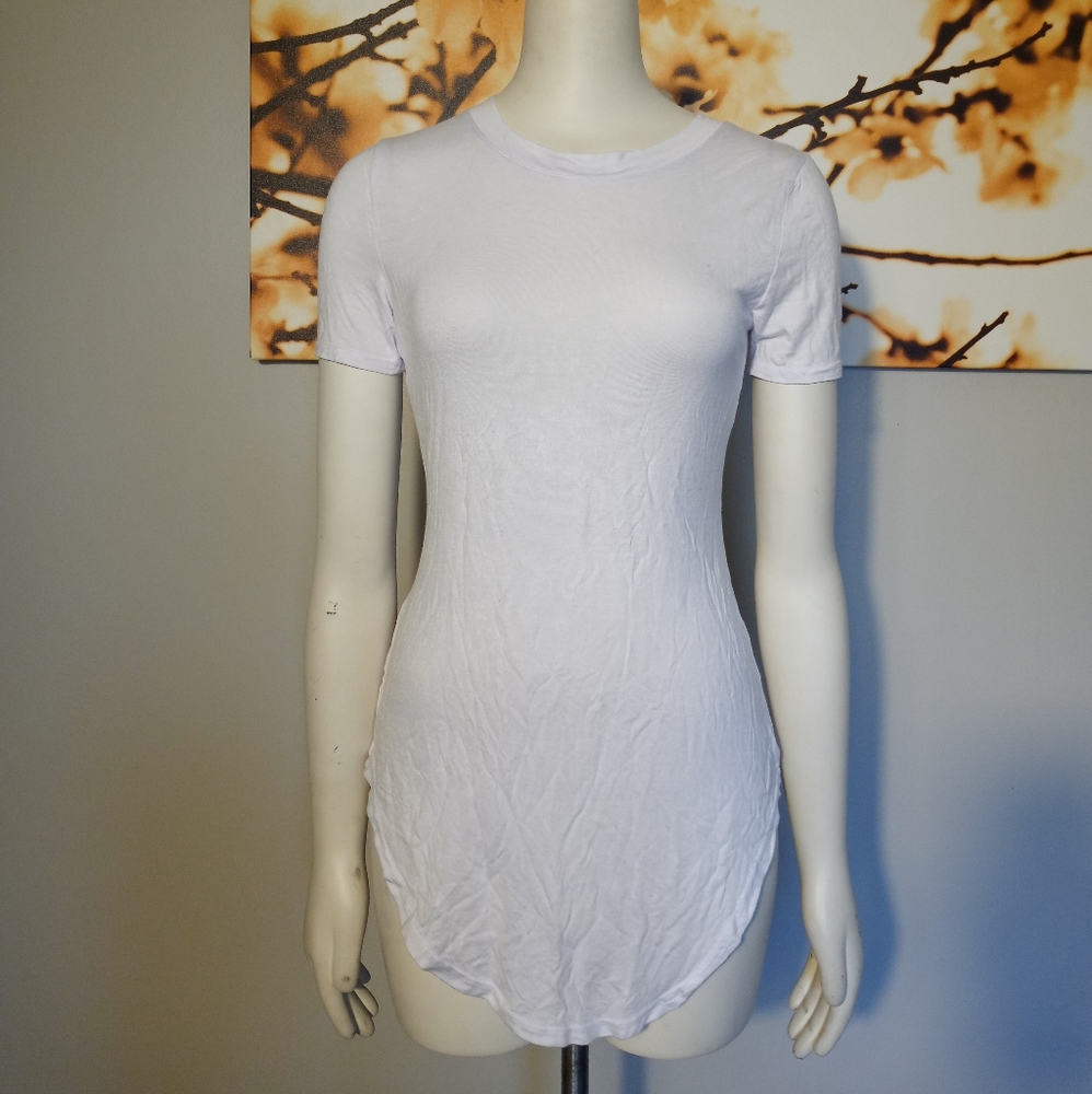 Rue 21 NWT white tunic stretchy t shirt